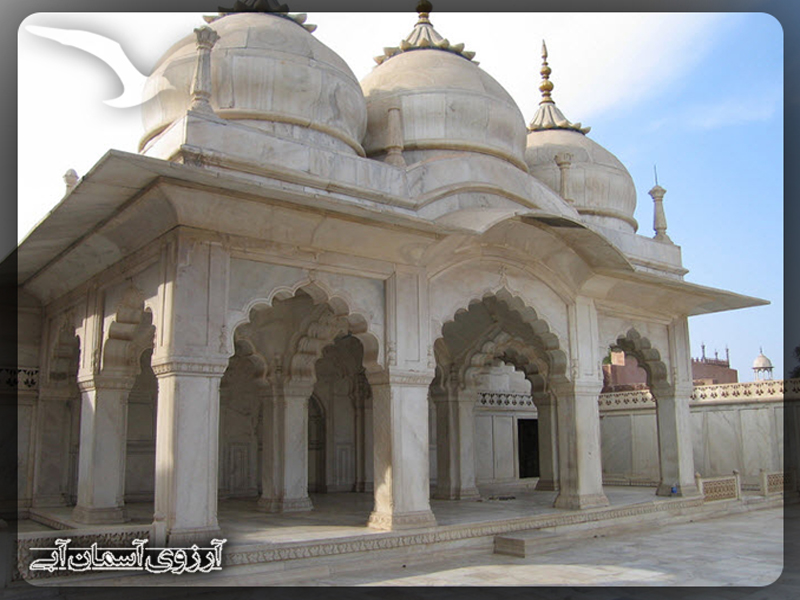 مسجد موتی (مروارید) آگرا